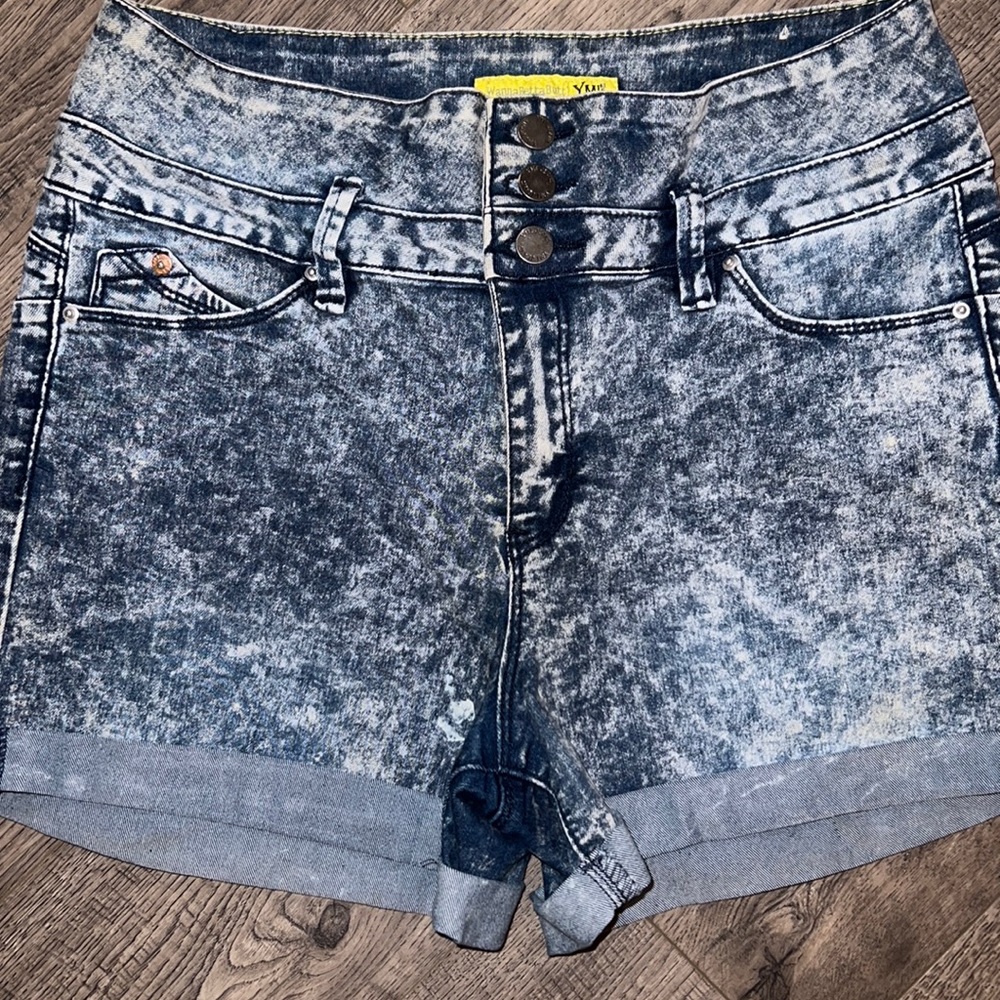 Like New, great condition high waisted Jean shorts by YMI